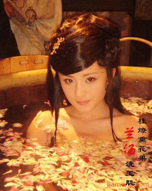 蓝色妖姬是谁演的 RLDD3C0X.jpg